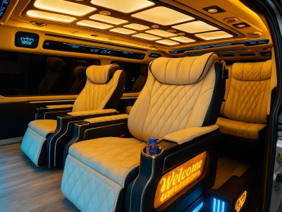 ภาพภายในรถตู้ VIP แบบ 8 ที่นั่ง (บางคัน)