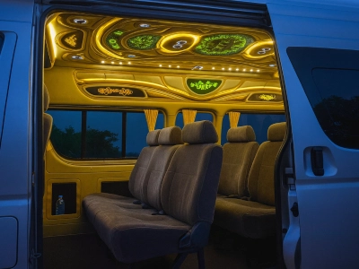 ภาพภายในรถตู้ VIP แบบ 9 ที่นั่ง (บางคัน)
