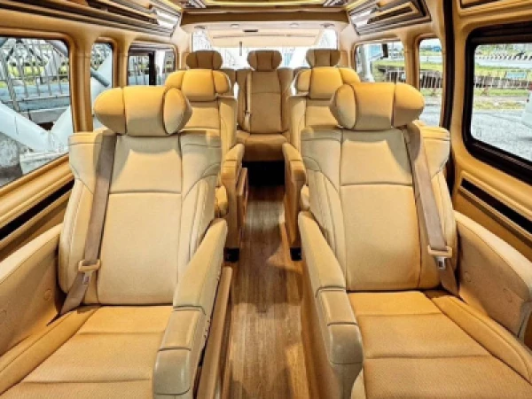 รถสะอาด กว้างขวาง เหมาะกับผู้สูงอายุ